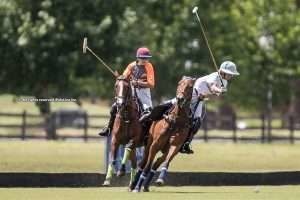 Varios equipos prendidos en la Technopolo Cup
