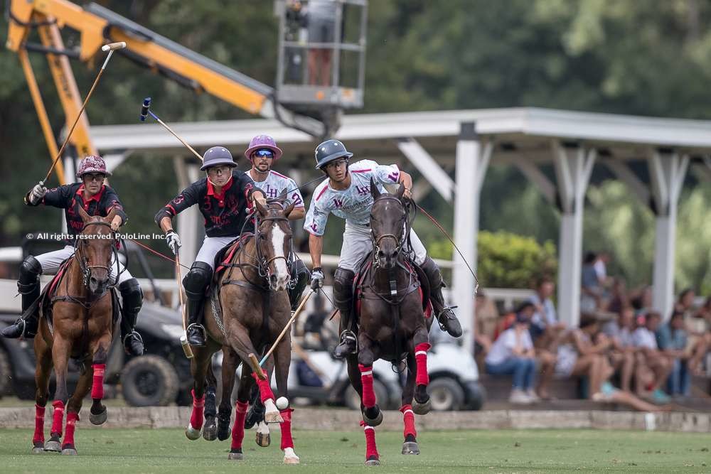 Las Hermanitas vs Battistoni