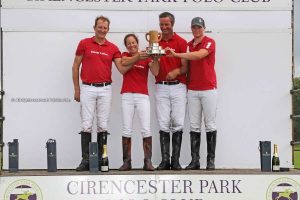 Play Polo se quedó con la St. James’s Place Queen Mother Trophy, en Cirencester