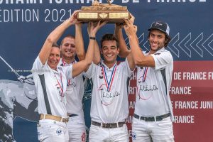 Télédou win Championnats de France