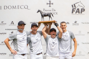 Adrenalina se adjudicó la Copa Barón de Strabrock